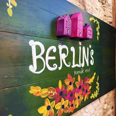 Berlin'S Guest House Urla Luaran gambar