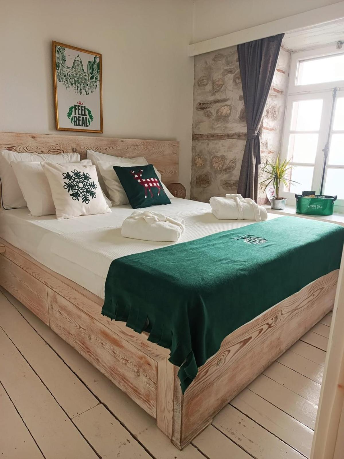 Berlin'S Guest House Urla Luaran gambar