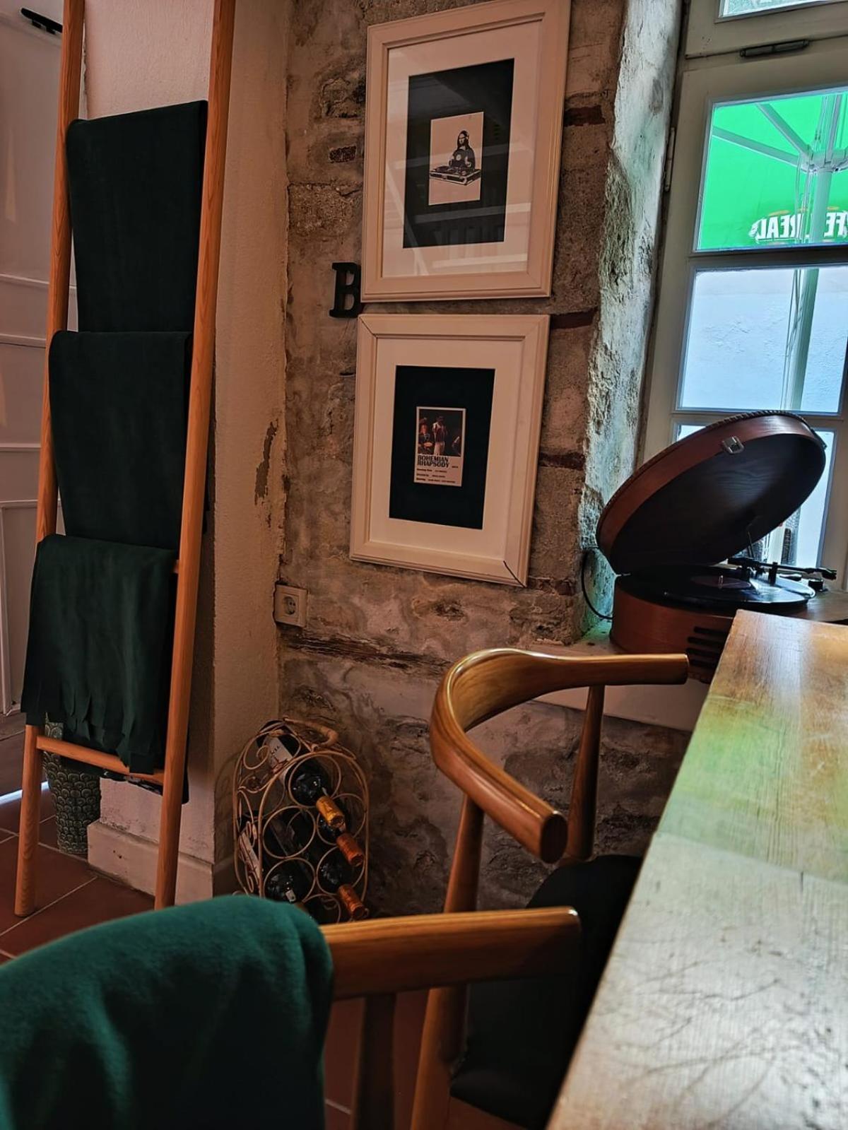 Berlin'S Guest House Urla Luaran gambar